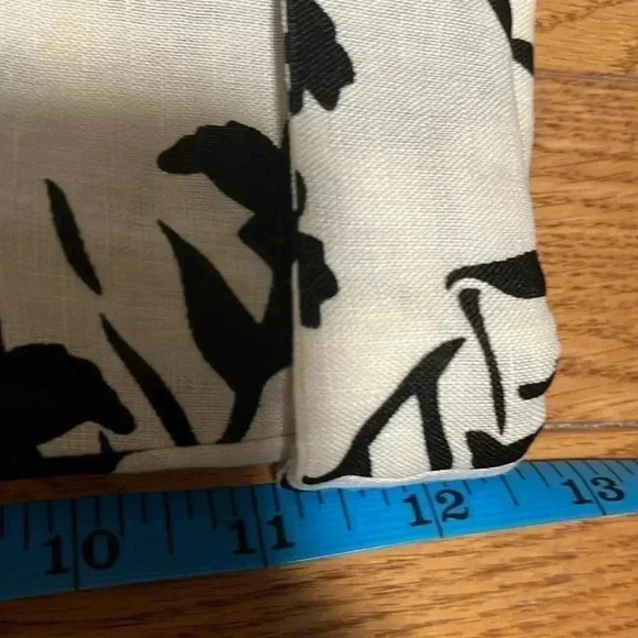 [PL] Anne Carson Petite Linen Black  Floral L/S Button Down Shirt - Picture 9 of 9